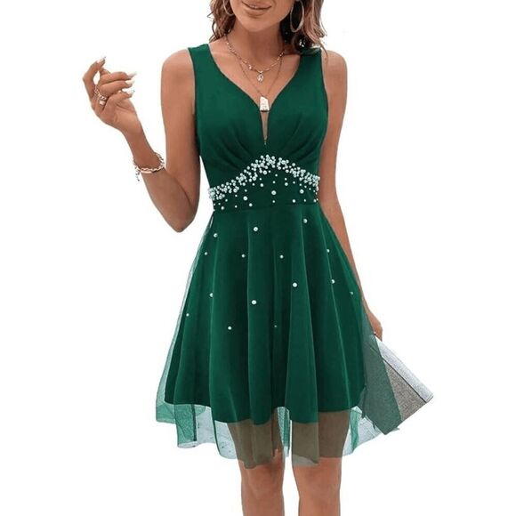 π Pearl Beaded Mesh Overlay Sleeveless A-line Elegant Green Dress SIZE LβNEW - Picture 1 of 16